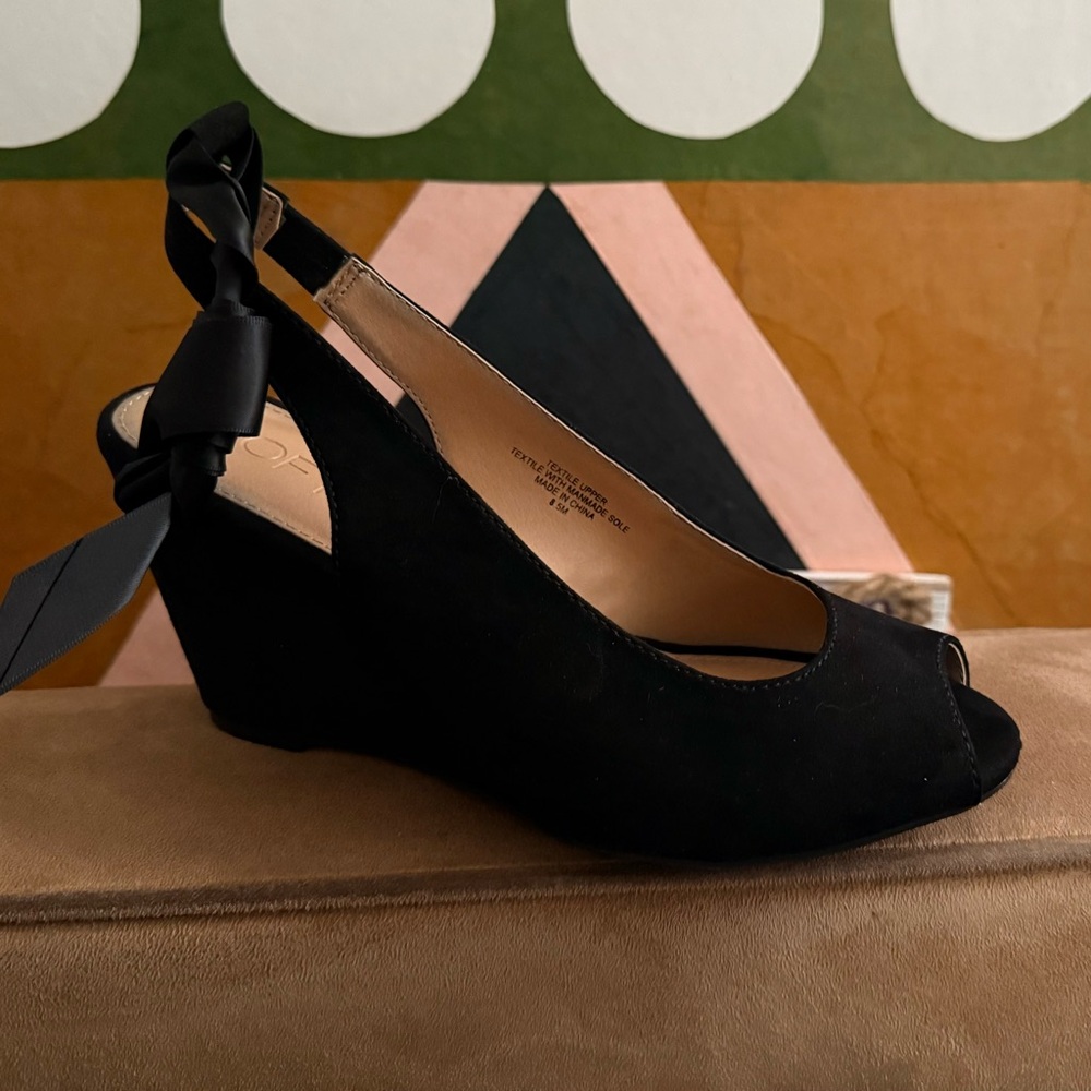 Brand New Ann Taylor Loft Black Ankle Lace Wedge Peep-Toe Shoes – Size 8.5
